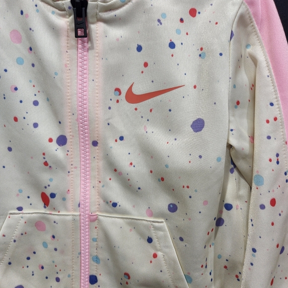 🆕️ Nike Track Suit - Picture 15 of 15